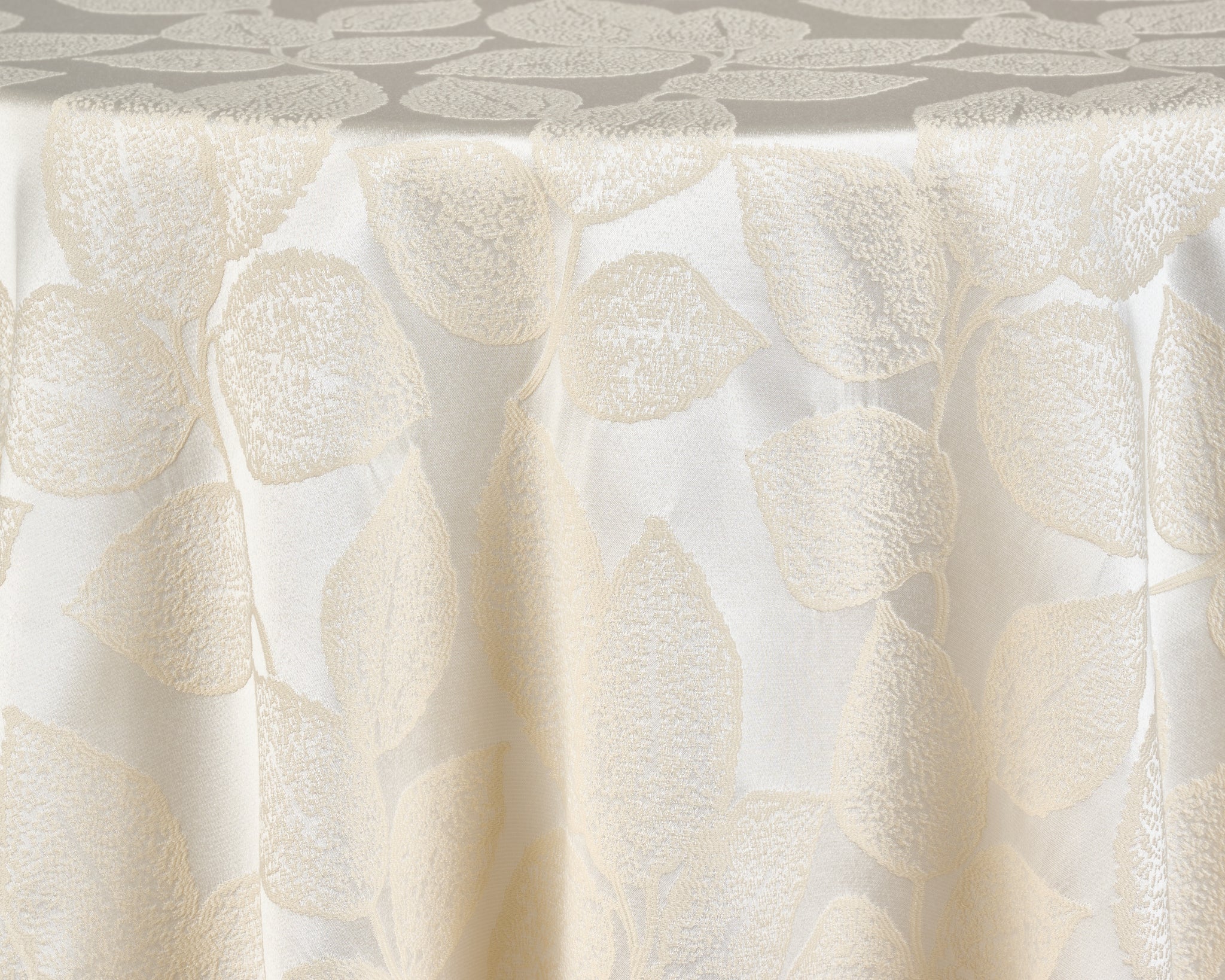 Love a Leaf Champagne Couture Table Linen - Reversible