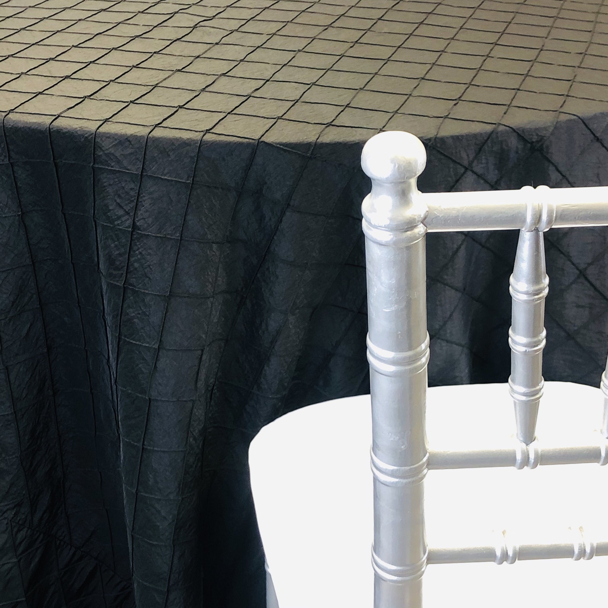 Pintuck Black Premium Table Linen