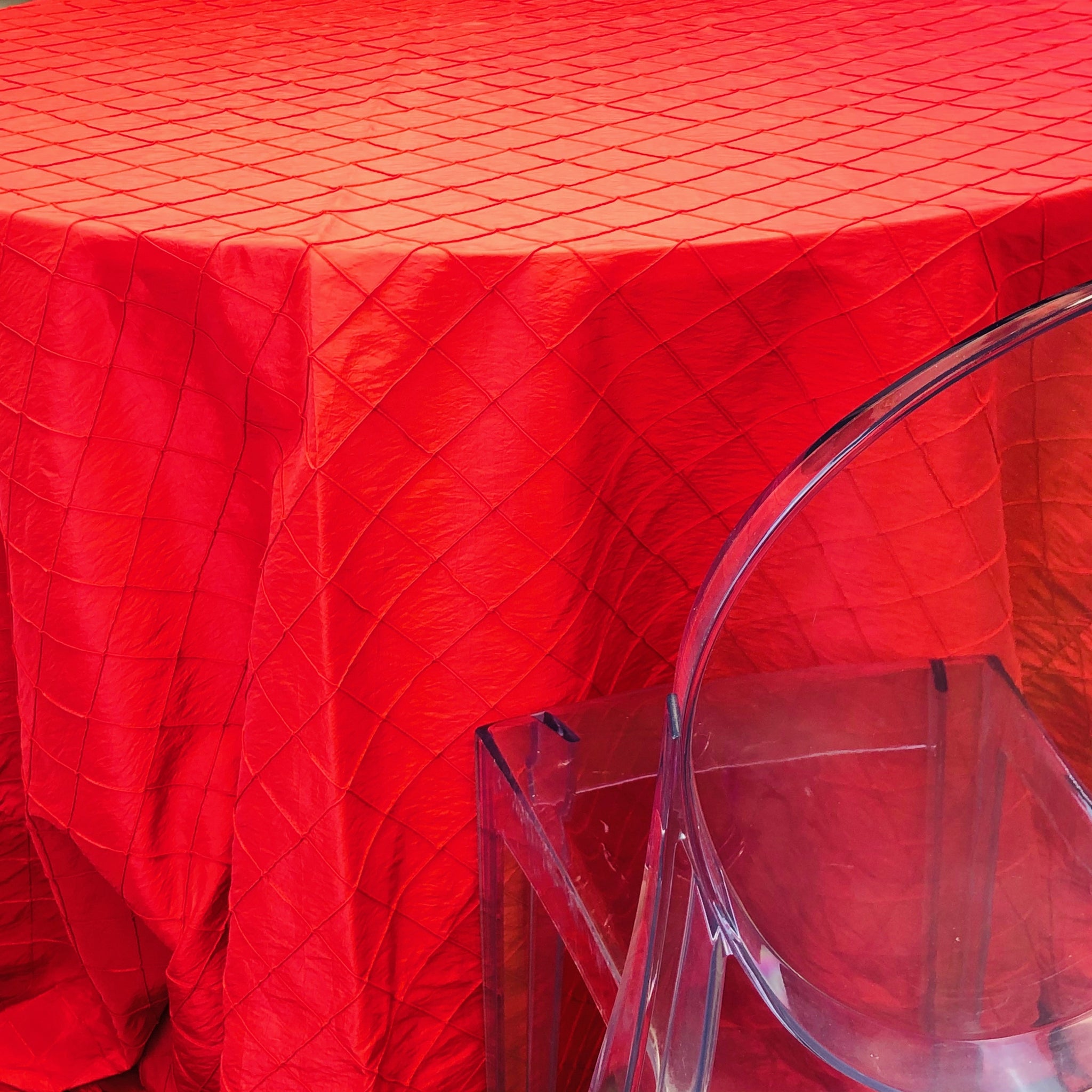 Pintuck Red Premium Table Linen