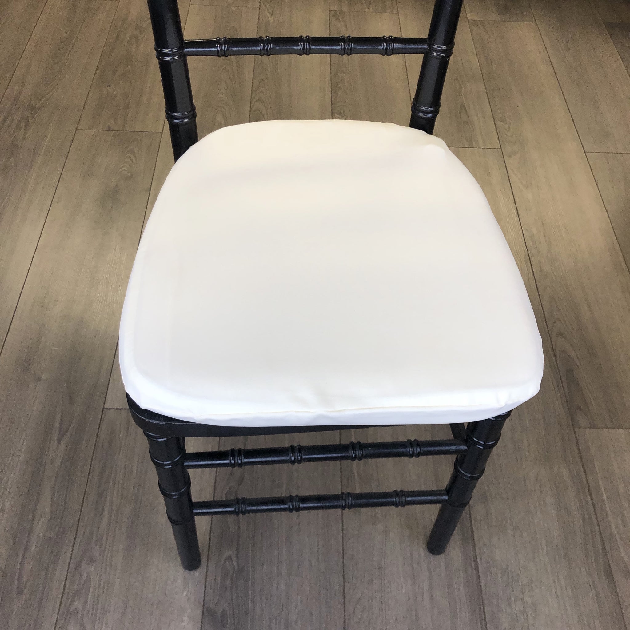 Polyester Ivory Chair Pad Cover