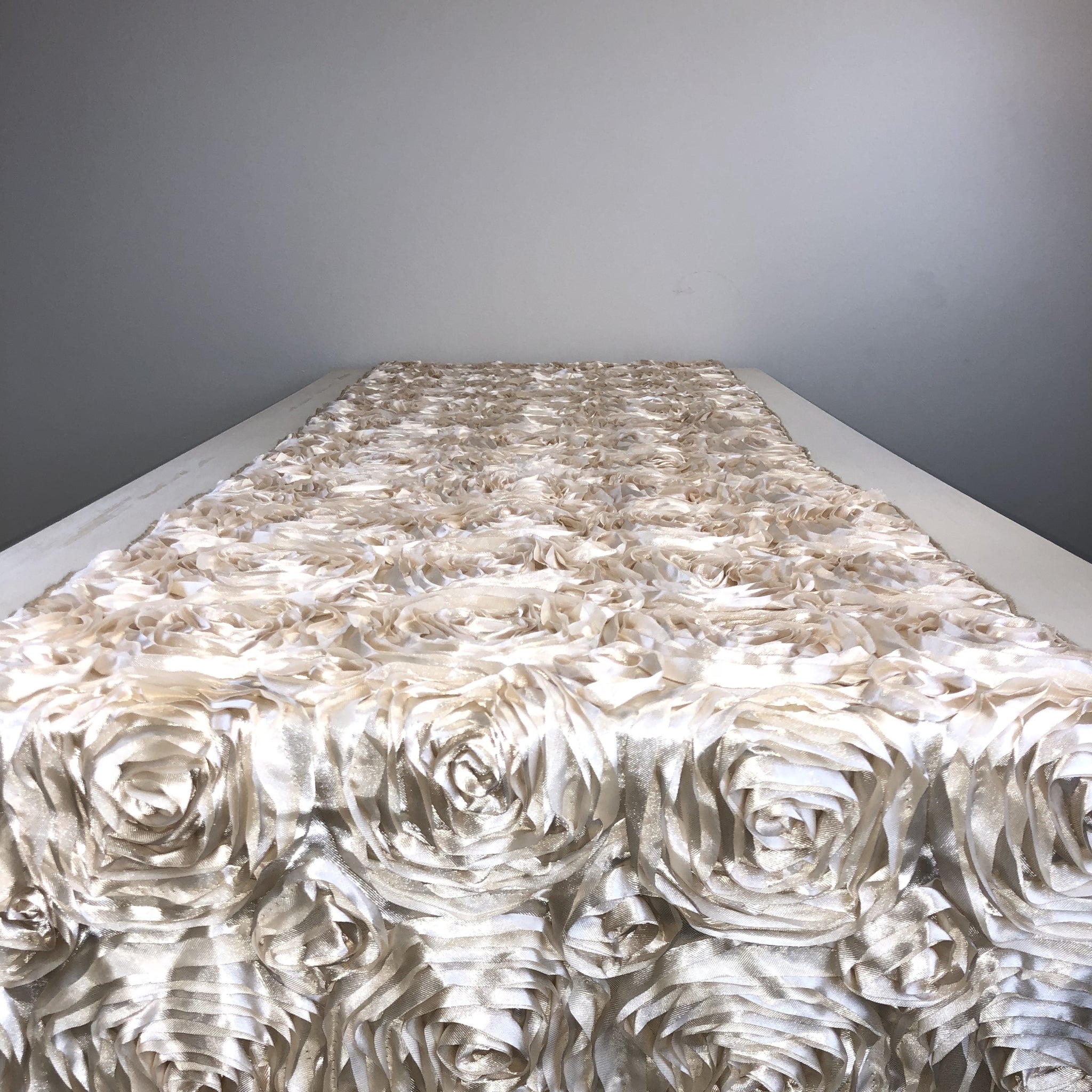 Roses Beige Runner