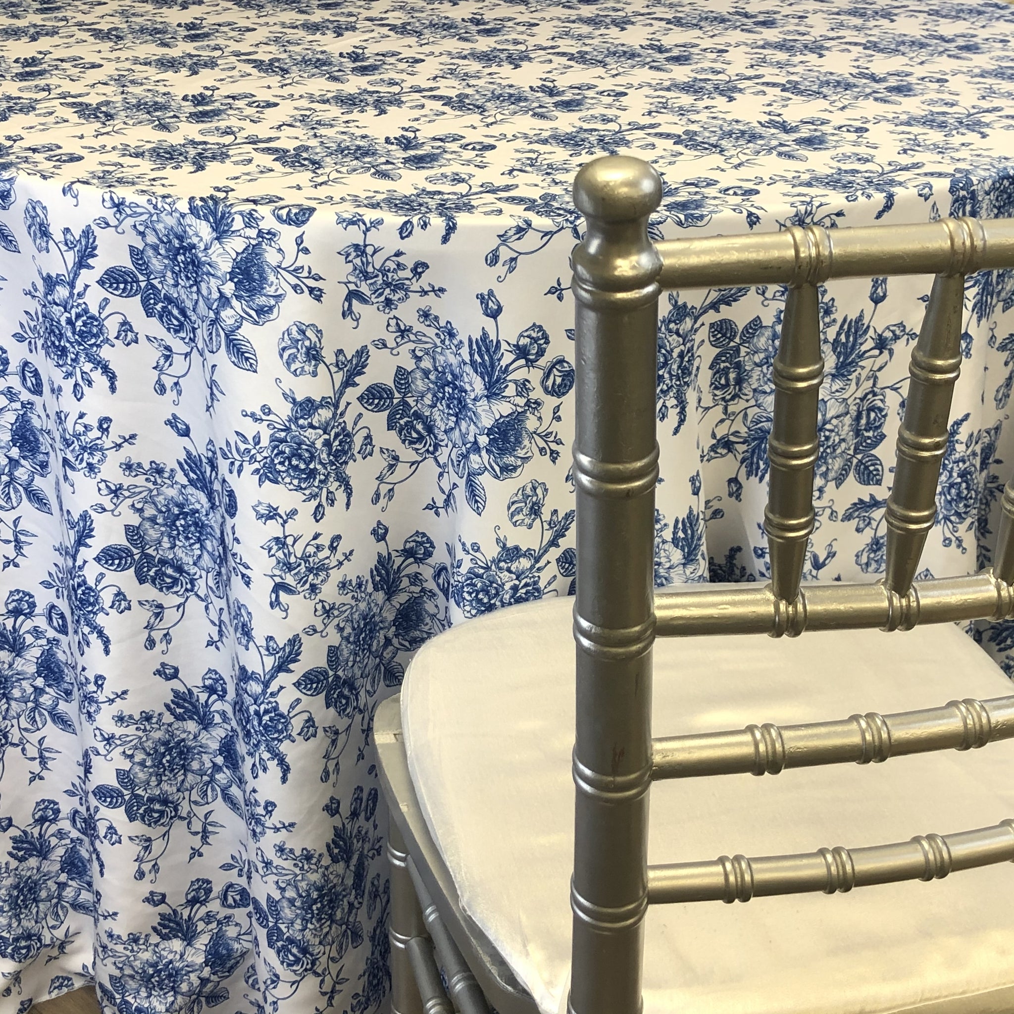 Toile Blue Premium Table Linen